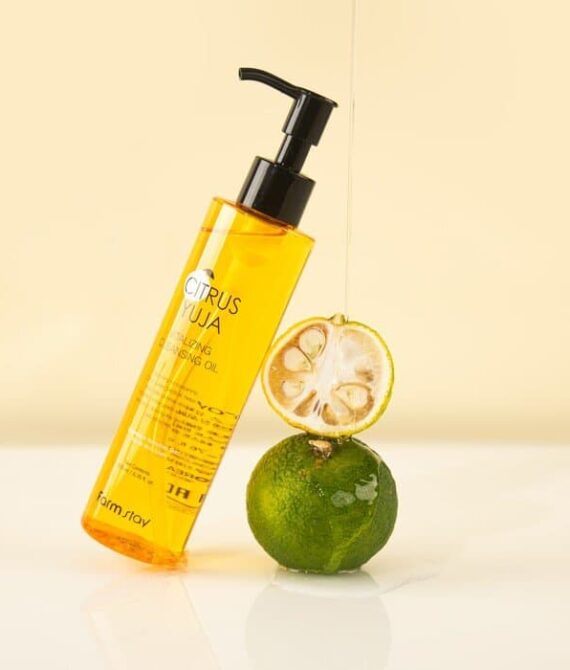 Farmstay Citrus Yuja Vitalizing Cleansing Oil 200ml